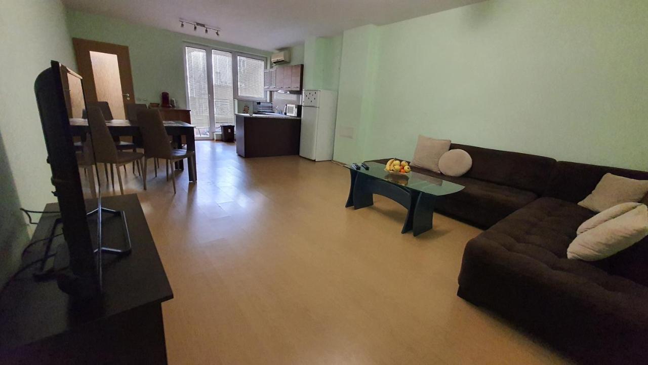 Appartement Minimalistic 1Br Flat With A Parking Spot à Varna Extérieur photo