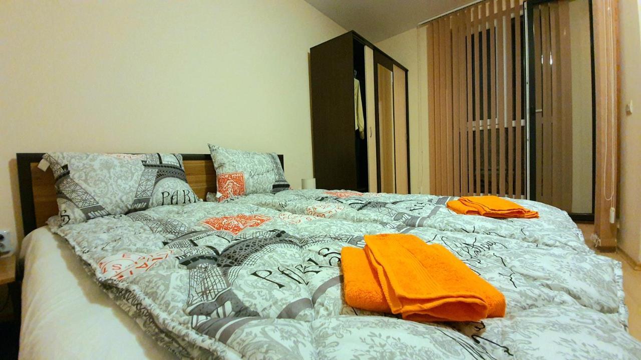 Appartement Minimalistic 1Br Flat With A Parking Spot à Varna Extérieur photo